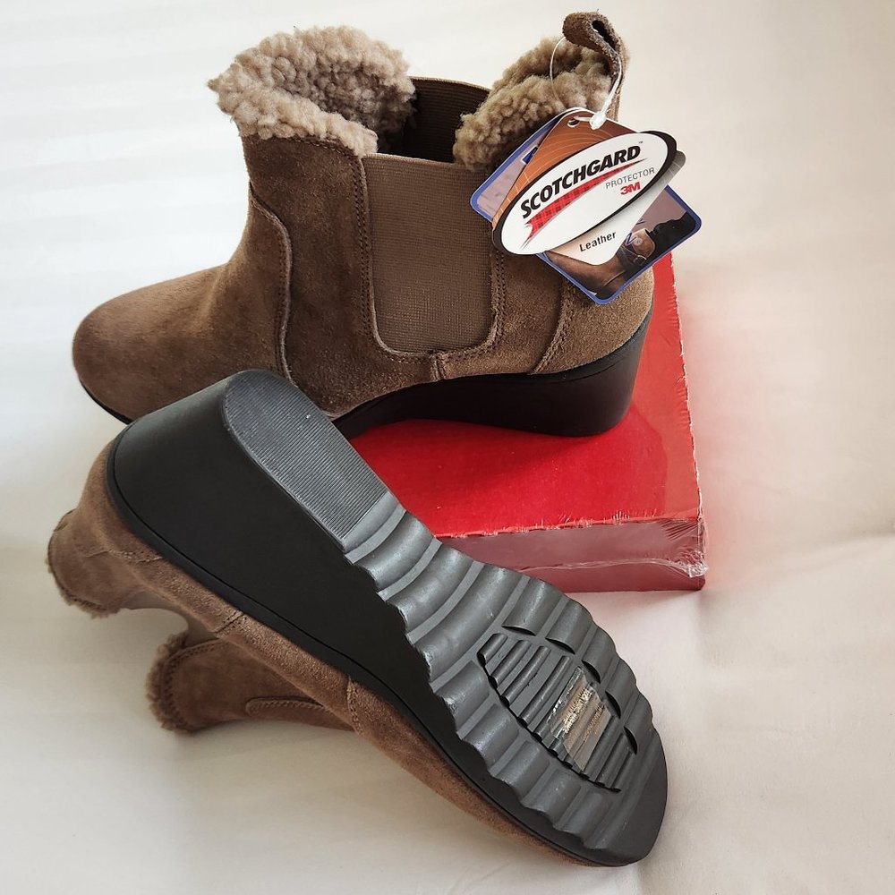 Weather Smart Easy Care White Mountain Brown Suede Boots. Size 9. NWT - Picture 13 of 16